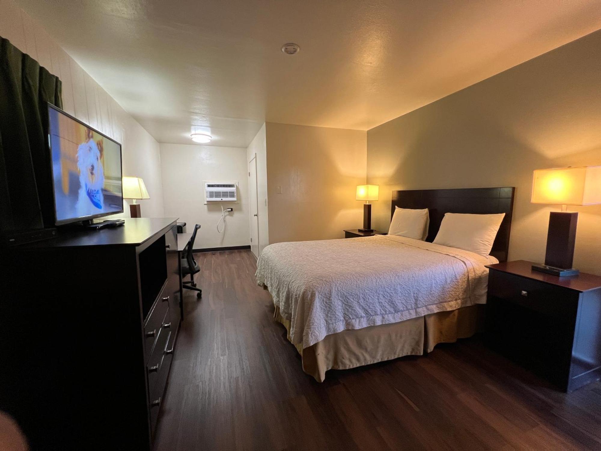 Riverside Motel バンクーバー エクステリア 写真