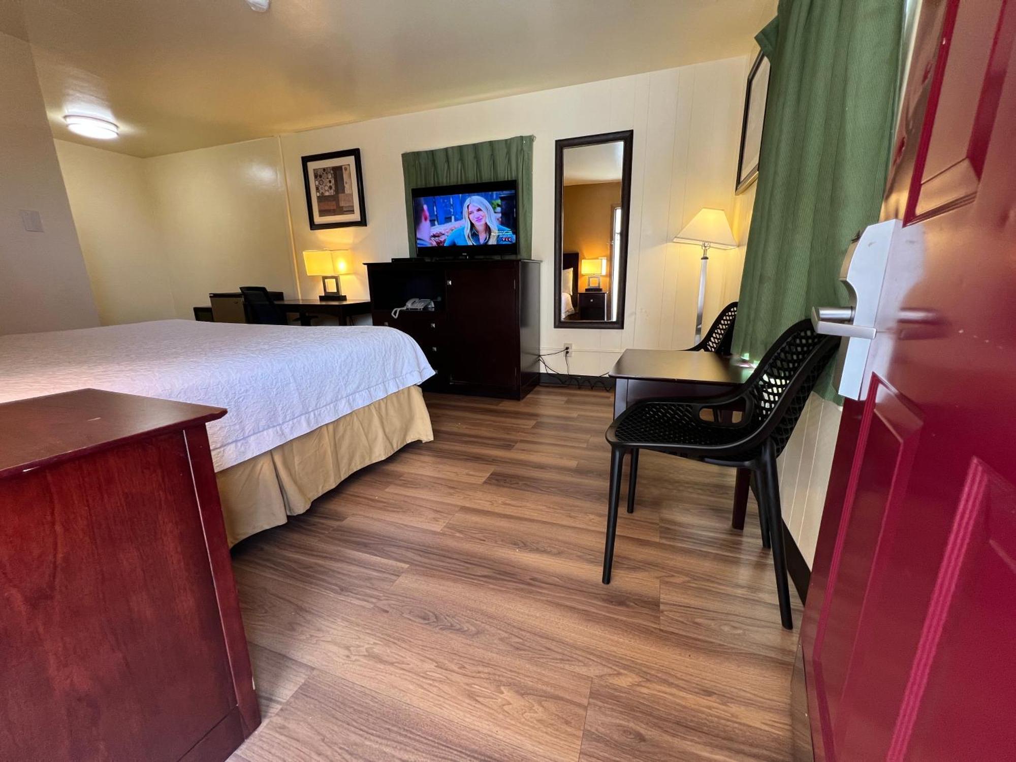 Riverside Motel バンクーバー エクステリア 写真