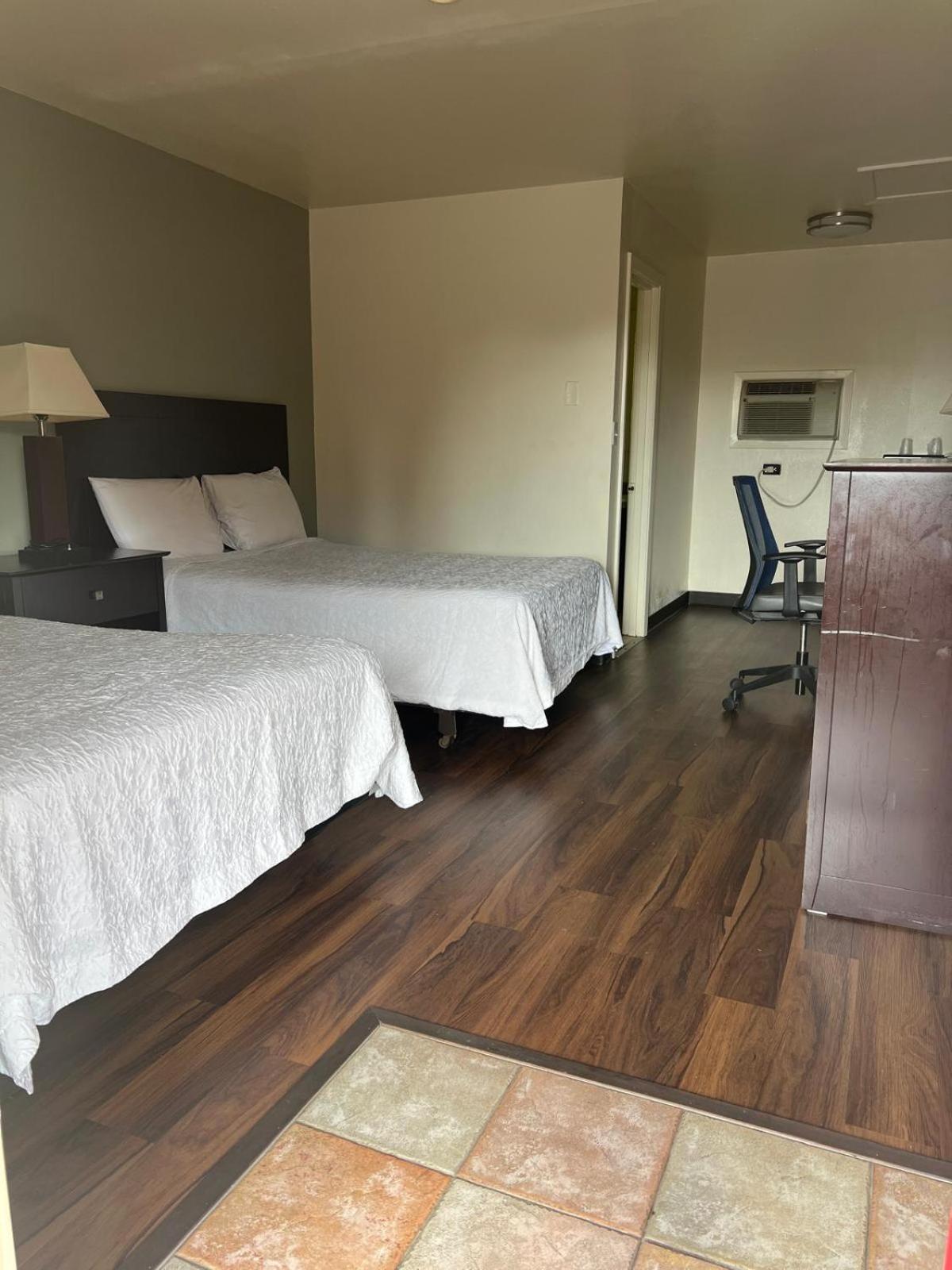 Riverside Motel バンクーバー エクステリア 写真